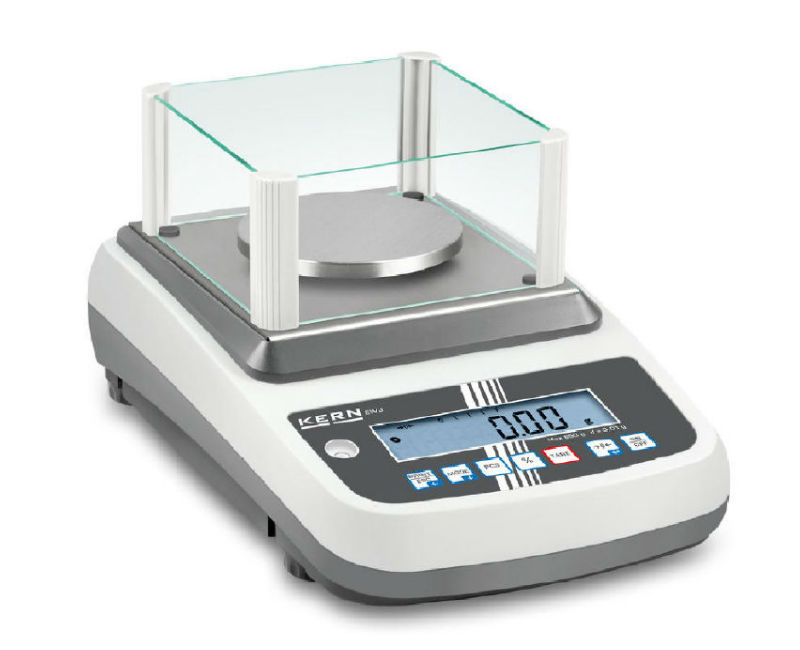Photo d'une balance de précision KERN EWJ avec cage de protection